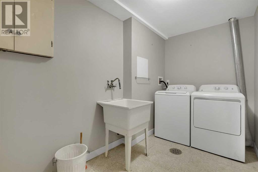 Single Family House Bungalow for Sale in  Woodbrook Way SW Woodbine Calgary 