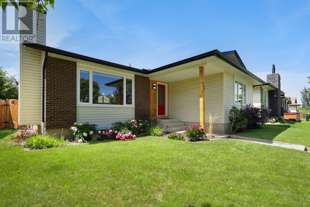 Single Family House Bungalow for Sale in  Woodbrook Way SW Woodbine Calgary 