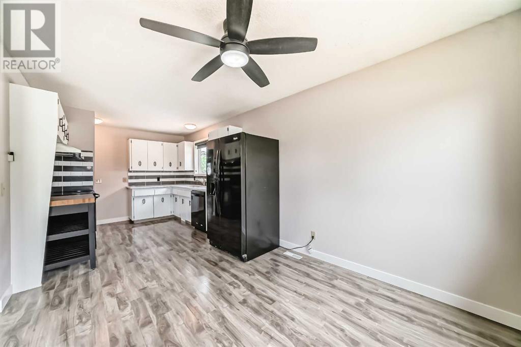Single Family House Bi-level for Sale in   Street NW Dalhousie Calgary 