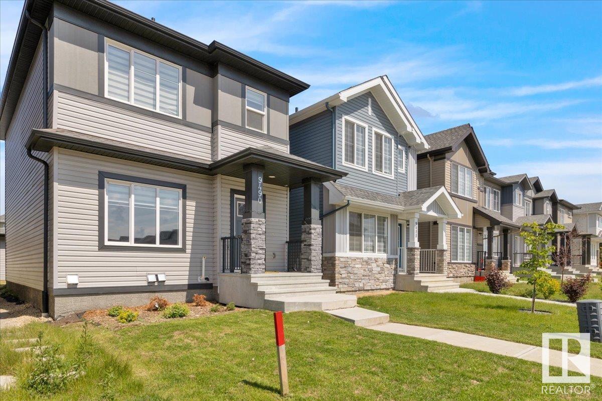 Photo 3 of 9490 Colak Ln Sw, Edmonton AB