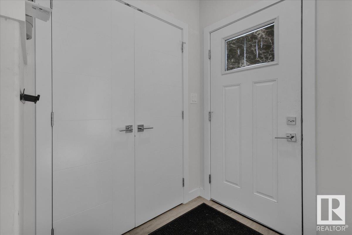 Photo 4 of 9490 Colak Ln Sw, Edmonton AB