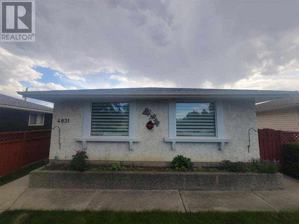 Single Family House Bungalow for Sale in  Dovercrest Drive SE Dover Calgary 
