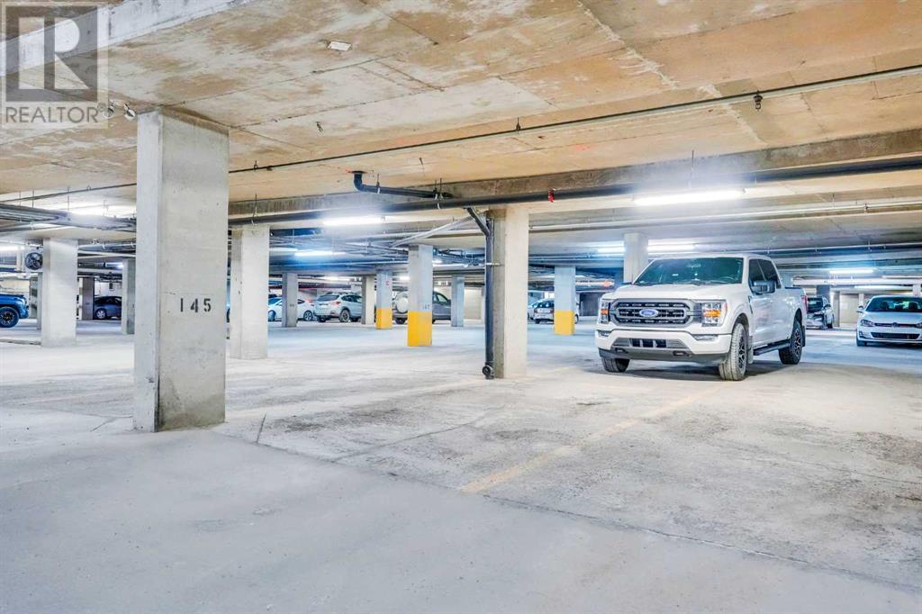 Single Family House for Sale in   Richard Court SW Lincoln Park Calgary 