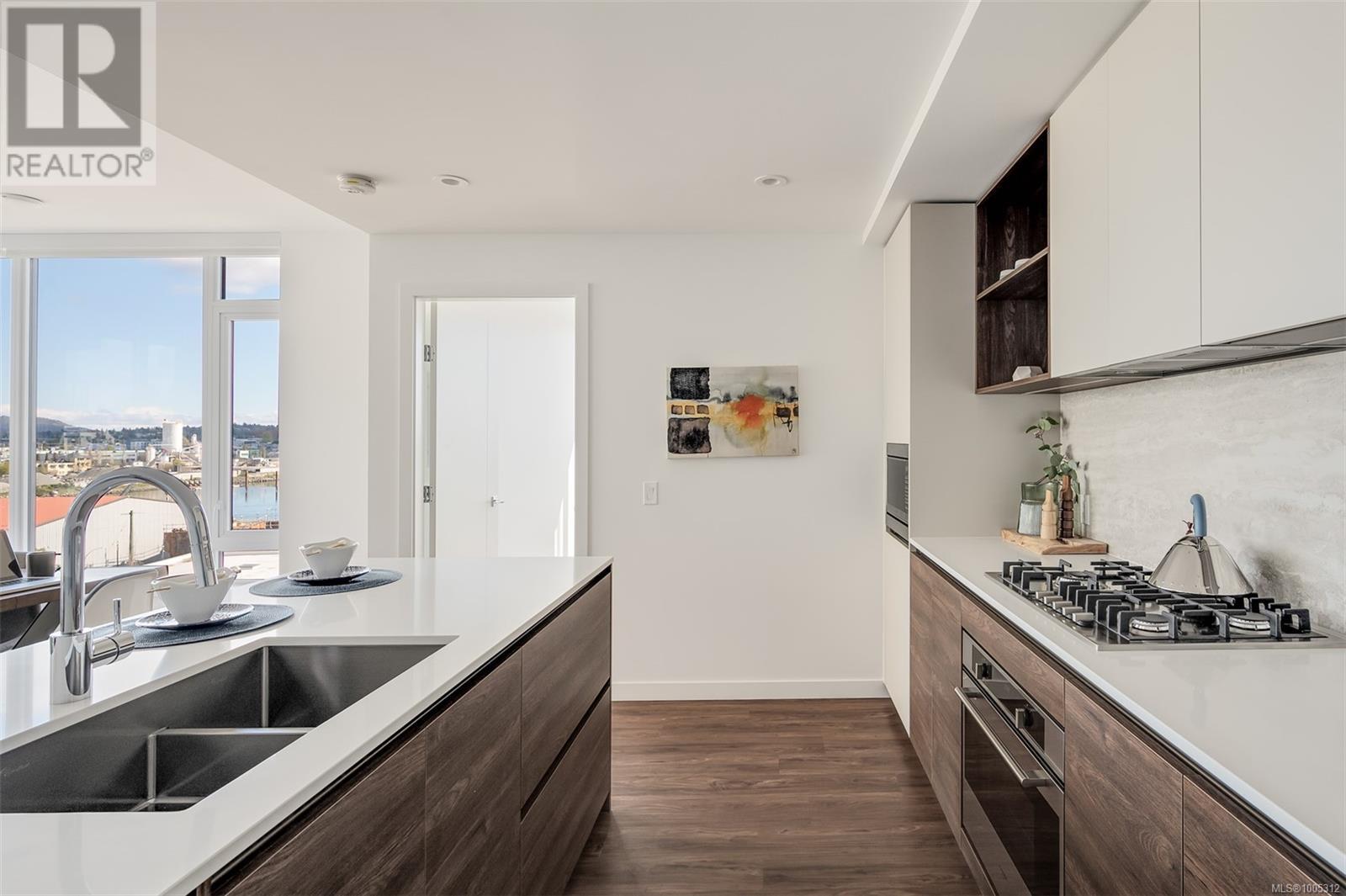 #407 363 TYEE RD - Image 15