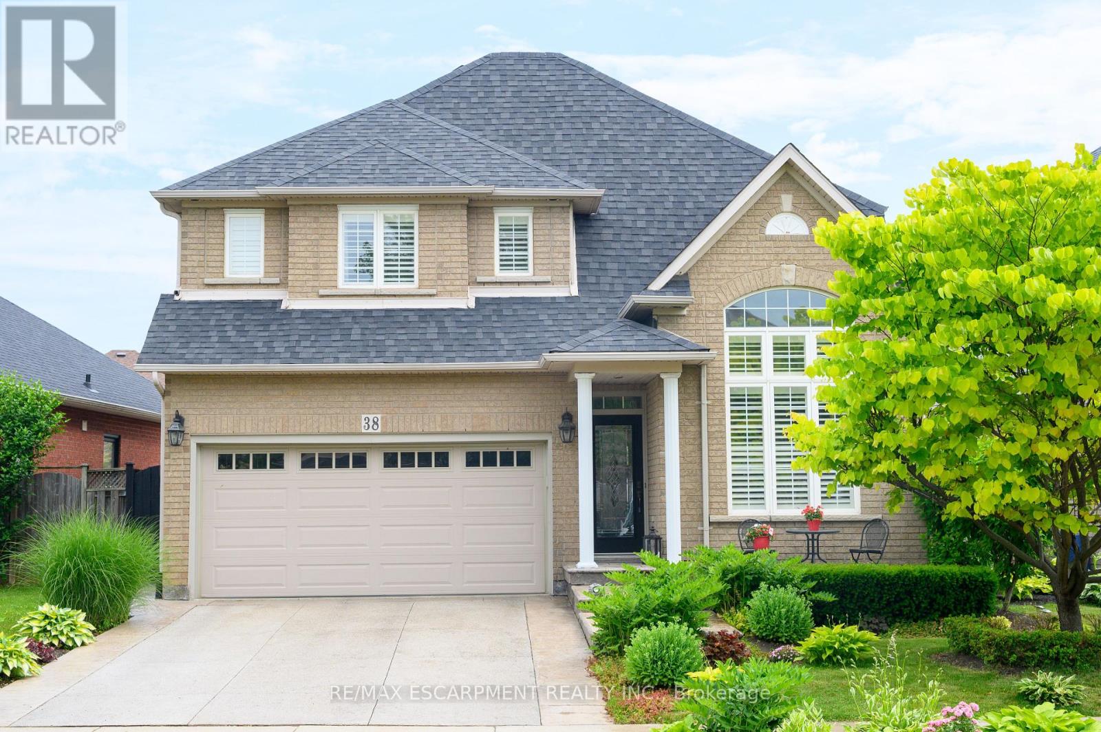 Photo 1 of 38 Sunbeam Drive, Hamilton ON