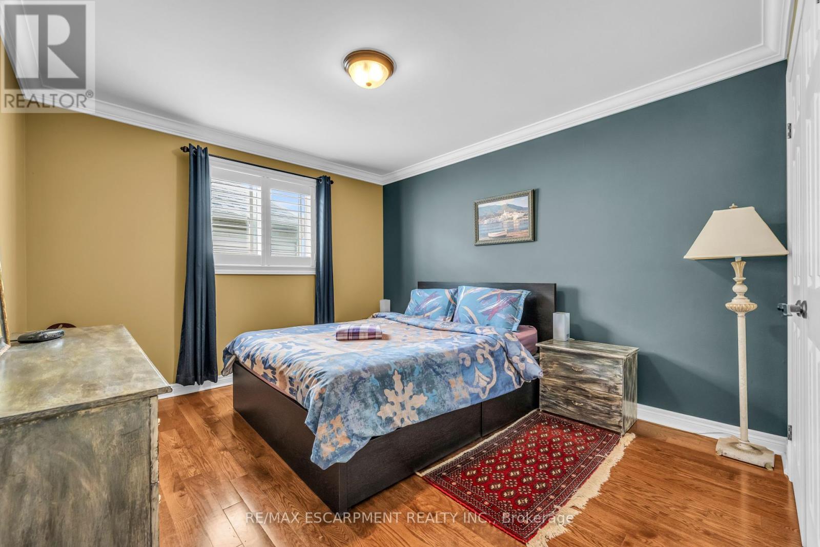 Photo 32 of 38 Sunbeam Drive, Hamilton ON