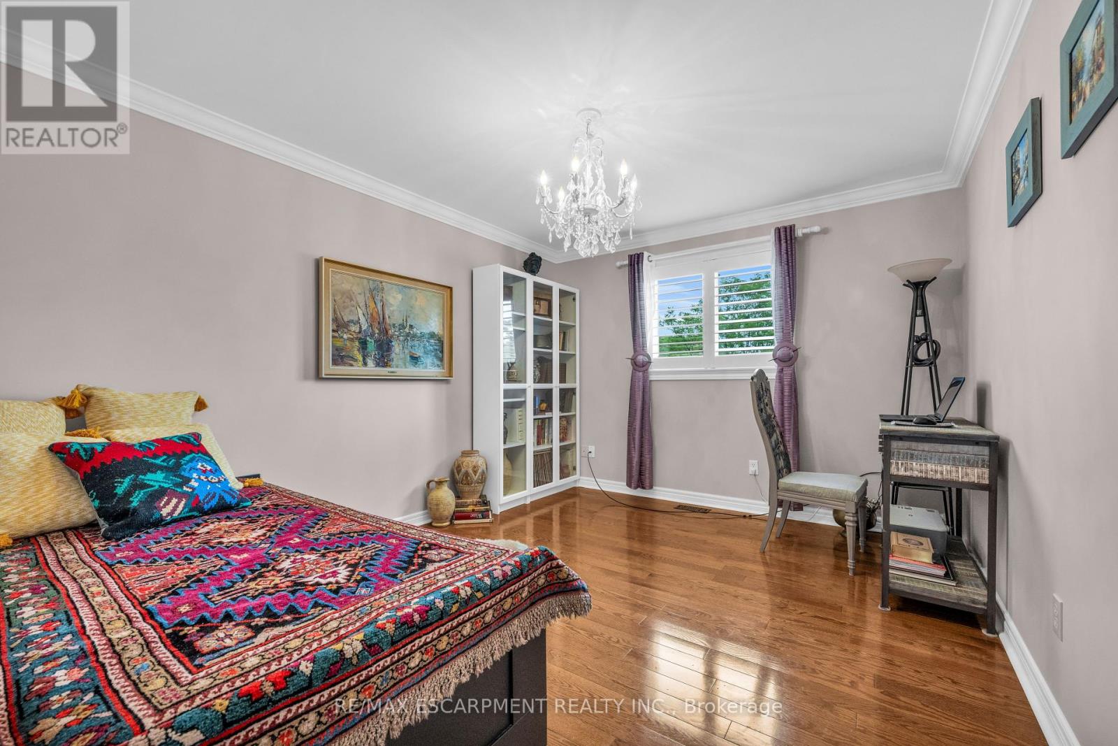 Photo 33 of 38 Sunbeam Drive, Hamilton ON