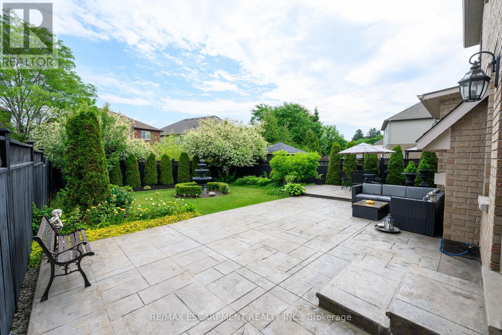 Photo 45 of 38 Sunbeam Drive, Hamilton ON
