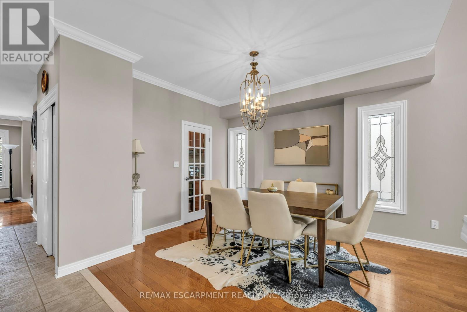 Photo 7 of 38 Sunbeam Drive, Hamilton ON