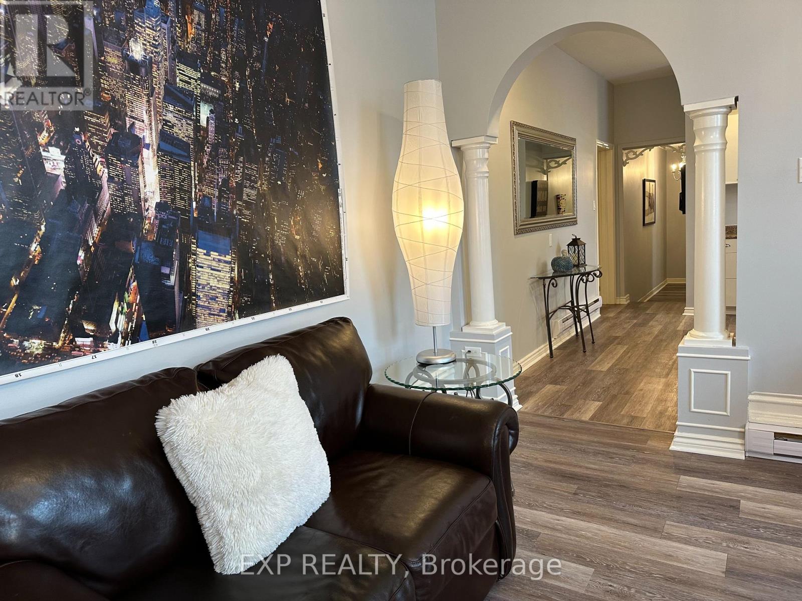 Photo 7 of 1 242 Bridge Street, Carleton Place ON