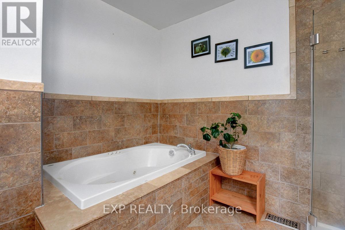 Photo 46 of 228 Hidden Meadow Avenue, Ottawa ON