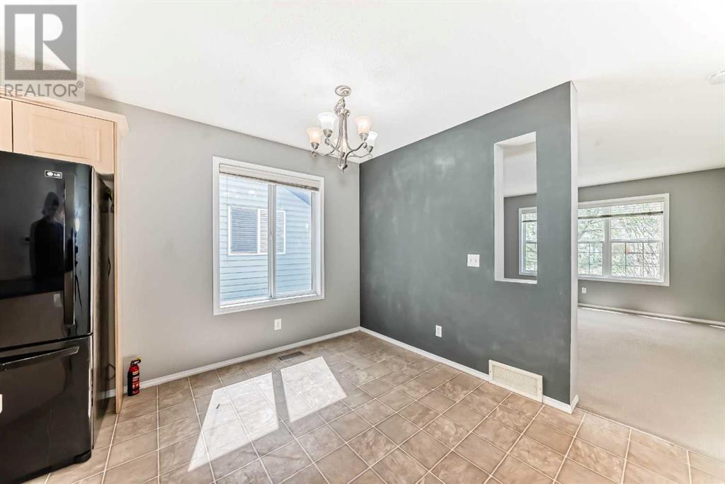 Single Family House for Sale in  Everridge Drive SW Evergreen Calgary 