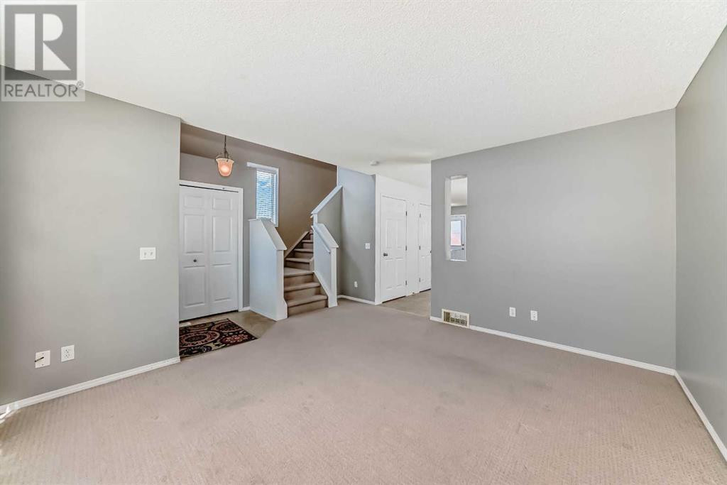 Single Family House for Sale in  Everridge Drive SW Evergreen Calgary 