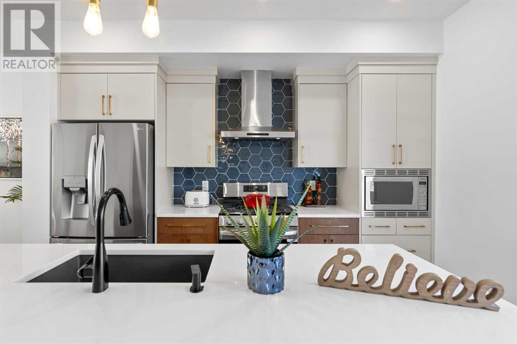 Single Family House for Sale in  Edith Road NW Glacier Ridge Calgary 