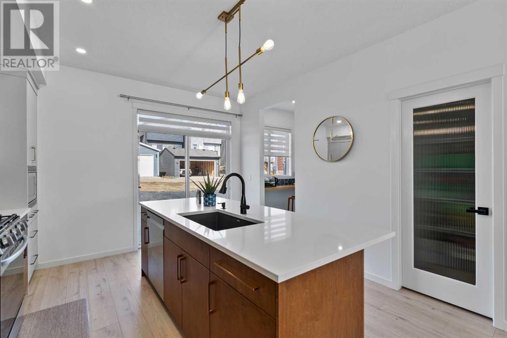 Single Family House for Sale in  Edith Road NW Glacier Ridge Calgary 