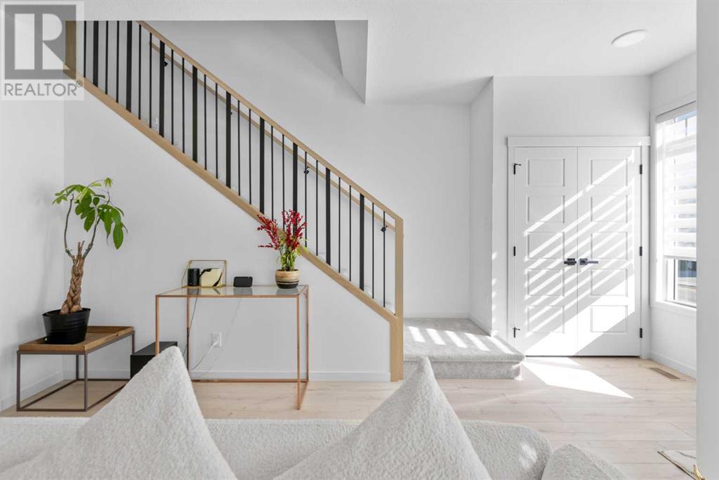 Single Family House for Sale in  Edith Road NW Glacier Ridge Calgary 