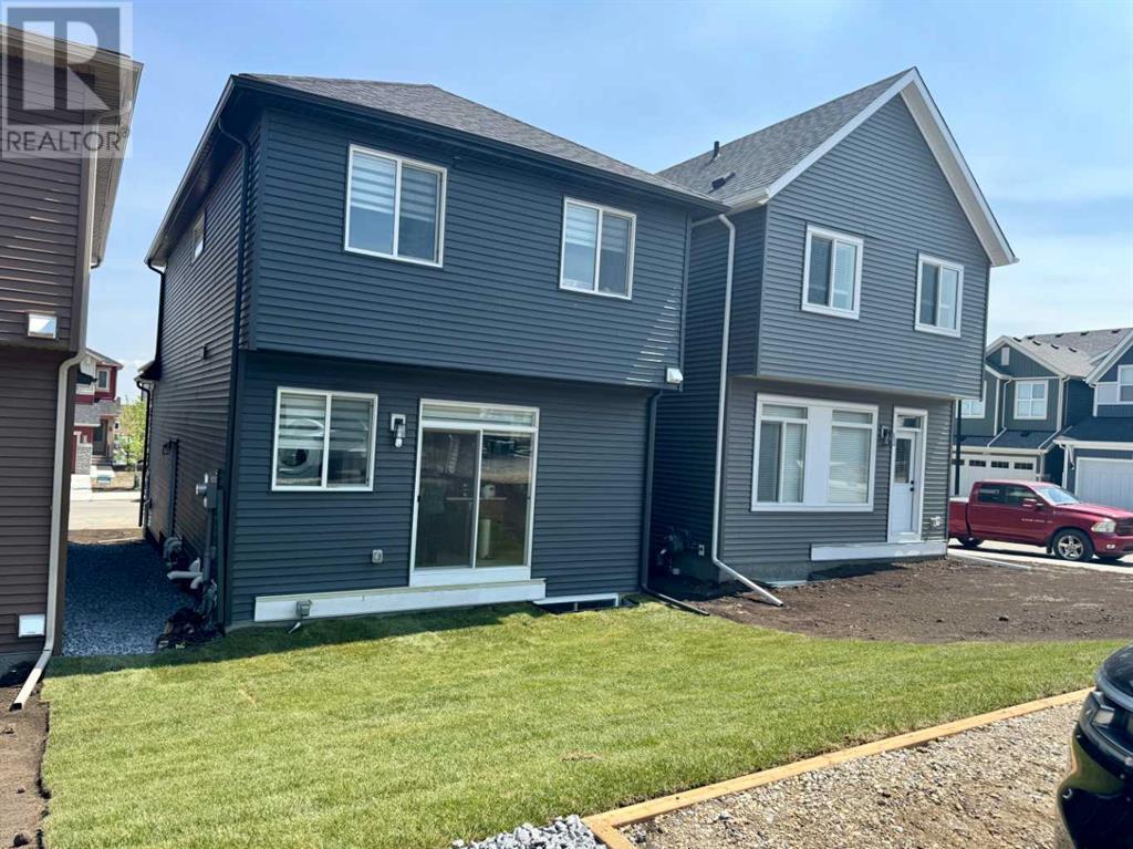 Single Family House for Sale in  Edith Road NW Glacier Ridge Calgary 