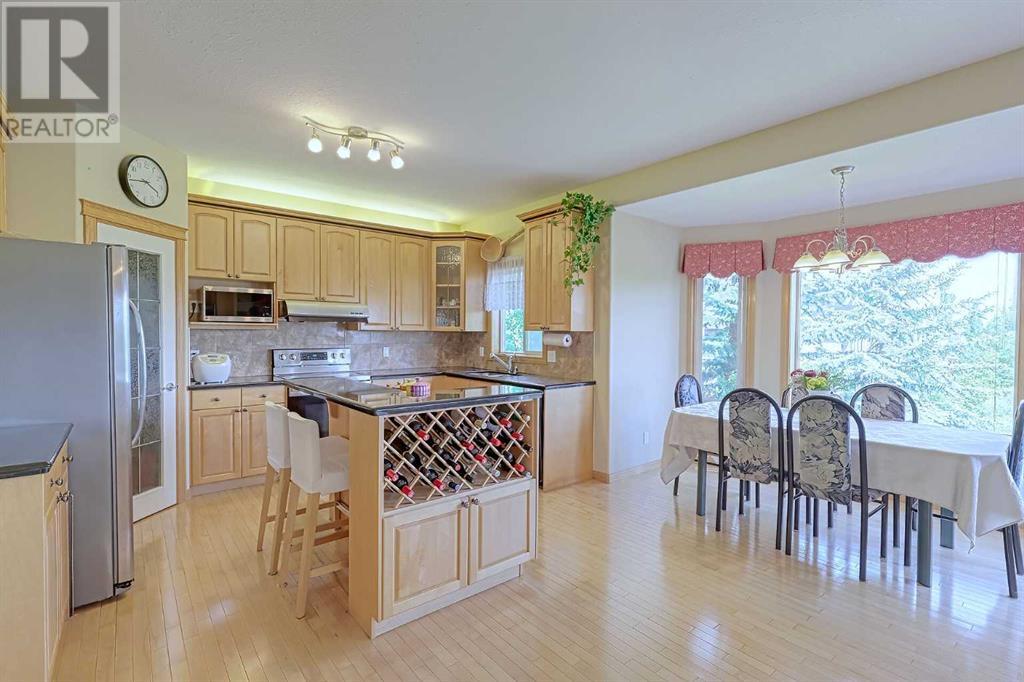 Single Family House for Sale in  Royal Highland Court NW Royal Oak Calgary 
