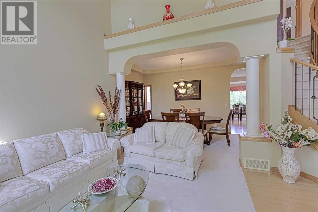 Single Family House for Sale in  Royal Highland Court NW Royal Oak Calgary 