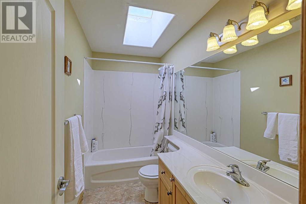Single Family House for Sale in  Royal Highland Court NW Royal Oak Calgary 