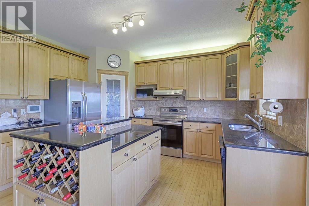 Single Family House for Sale in  Royal Highland Court NW Royal Oak Calgary 