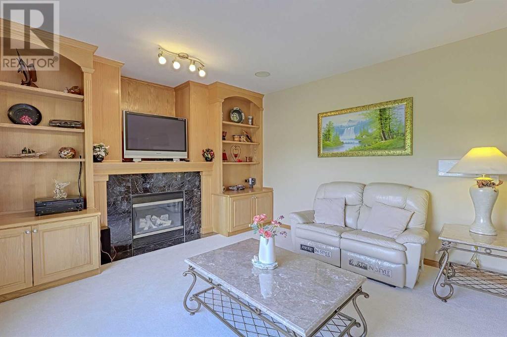 Single Family House for Sale in  Royal Highland Court NW Royal Oak Calgary 