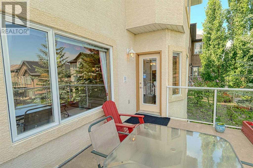 Single Family House for Sale in  Royal Highland Court NW Royal Oak Calgary 