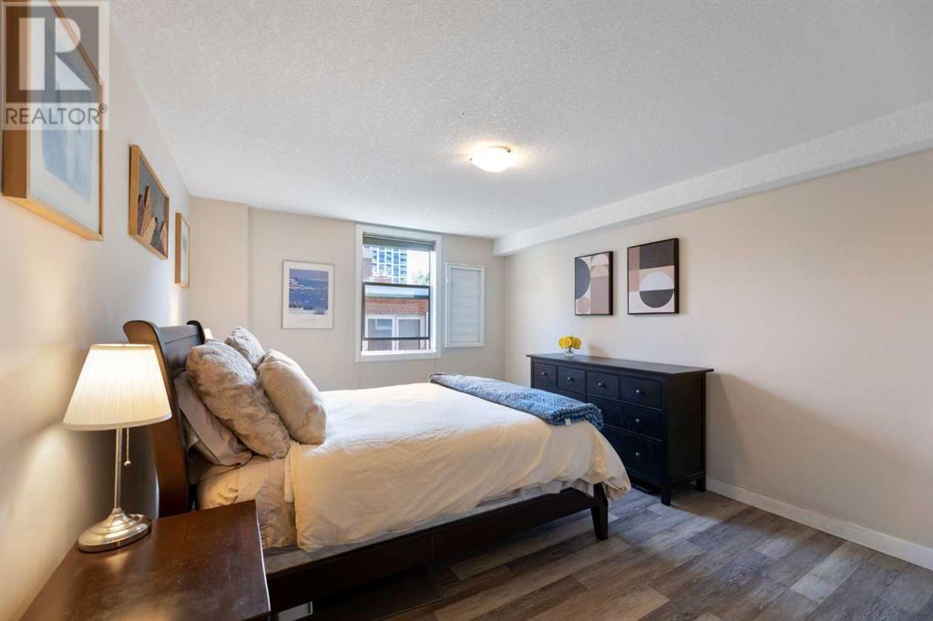 Single Family House for Sale in    Avenue SW Beltline Calgary 