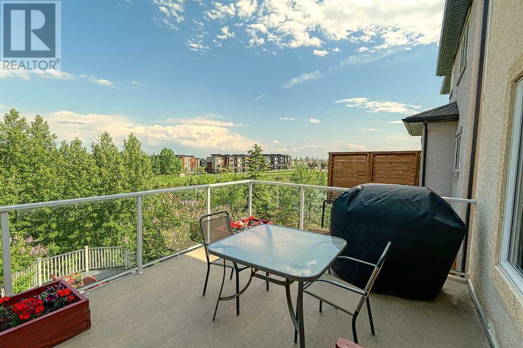 Single Family House for Sale in  Royal Highland Court NW Royal Oak Calgary 