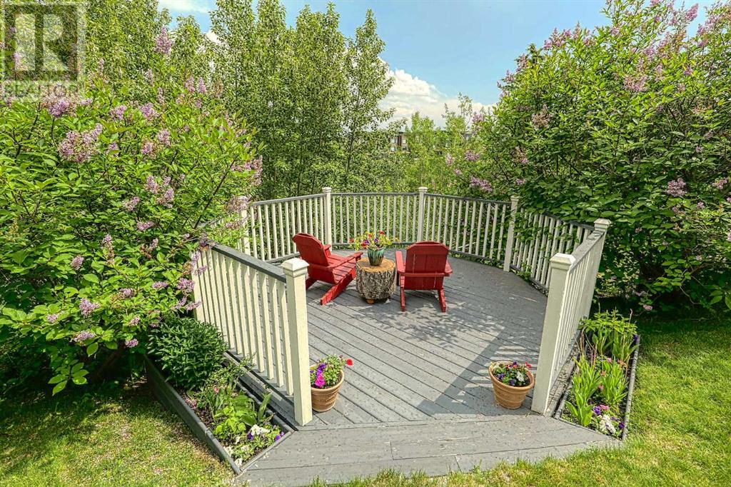 Single Family House for Sale in  Royal Highland Court NW Royal Oak Calgary 