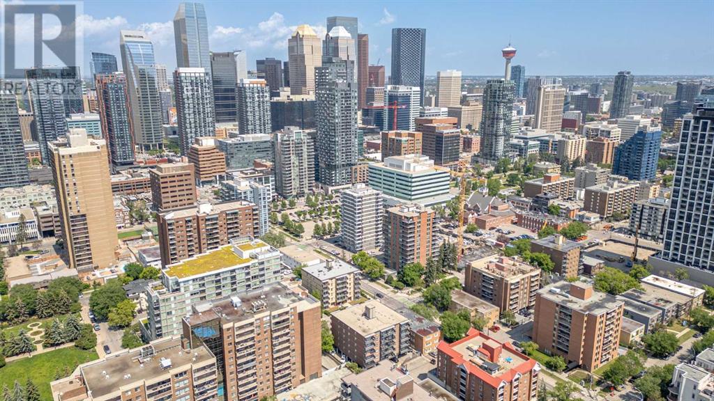 Single Family House for Sale in    Avenue SW Beltline Calgary 