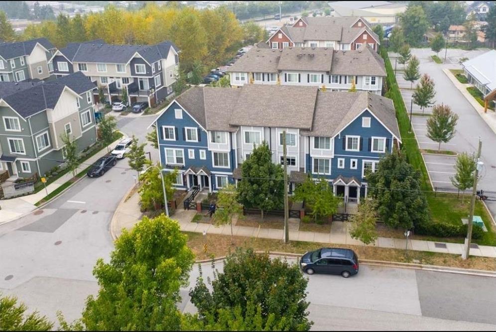 Photo 10 of 5 8713 158 Street, Surrey BC
