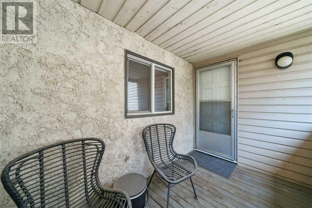 Single Family House for Sale in   Varsity Drive NW Varsity Calgary 