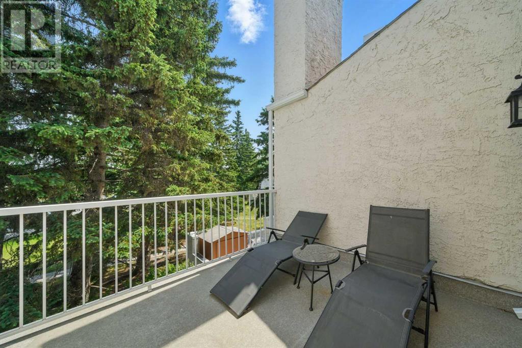 Single Family House for Sale in   Varsity Drive NW Varsity Calgary 