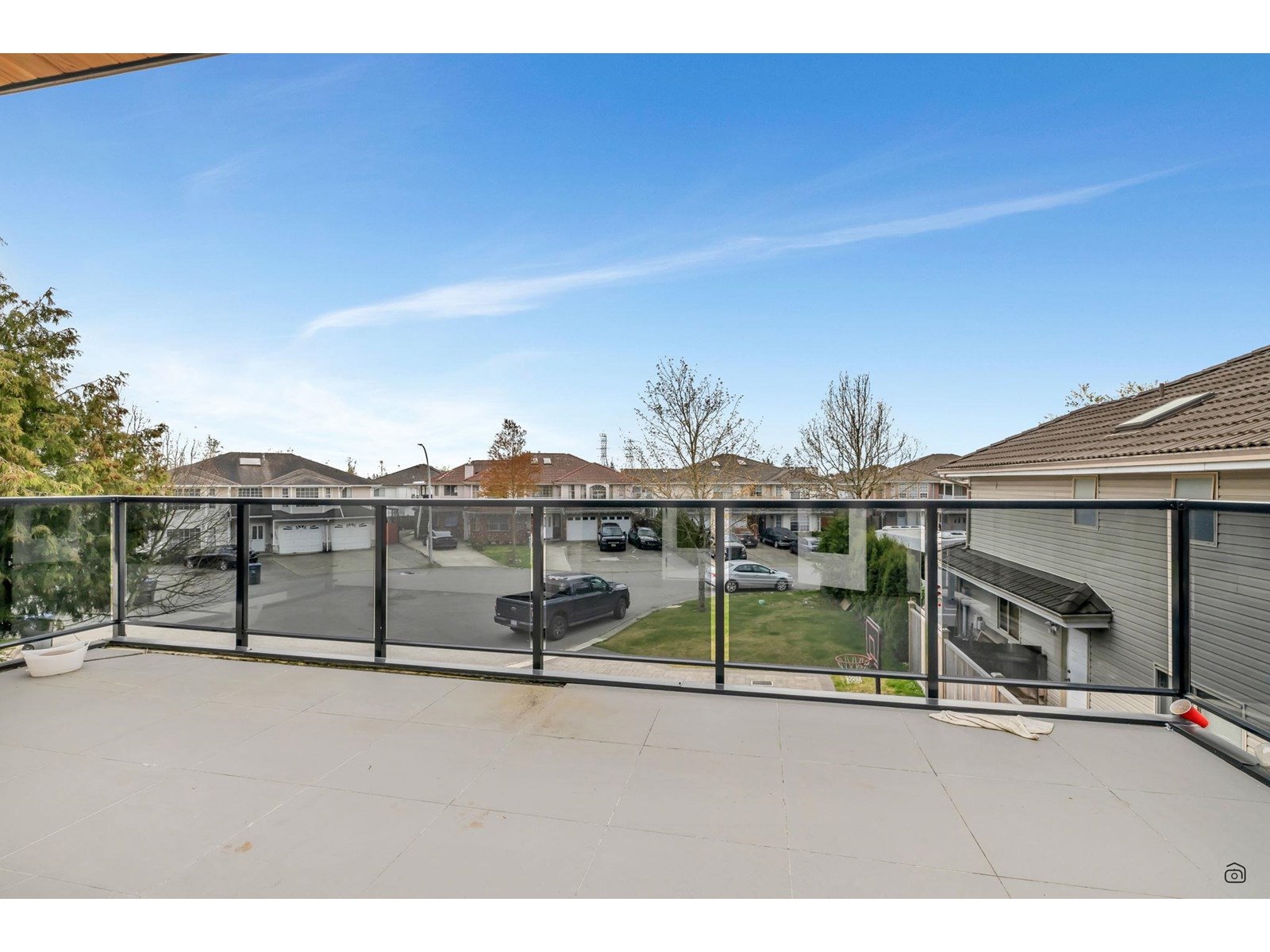 Photo 37 of 12525 75 A Avenue, Surrey BC