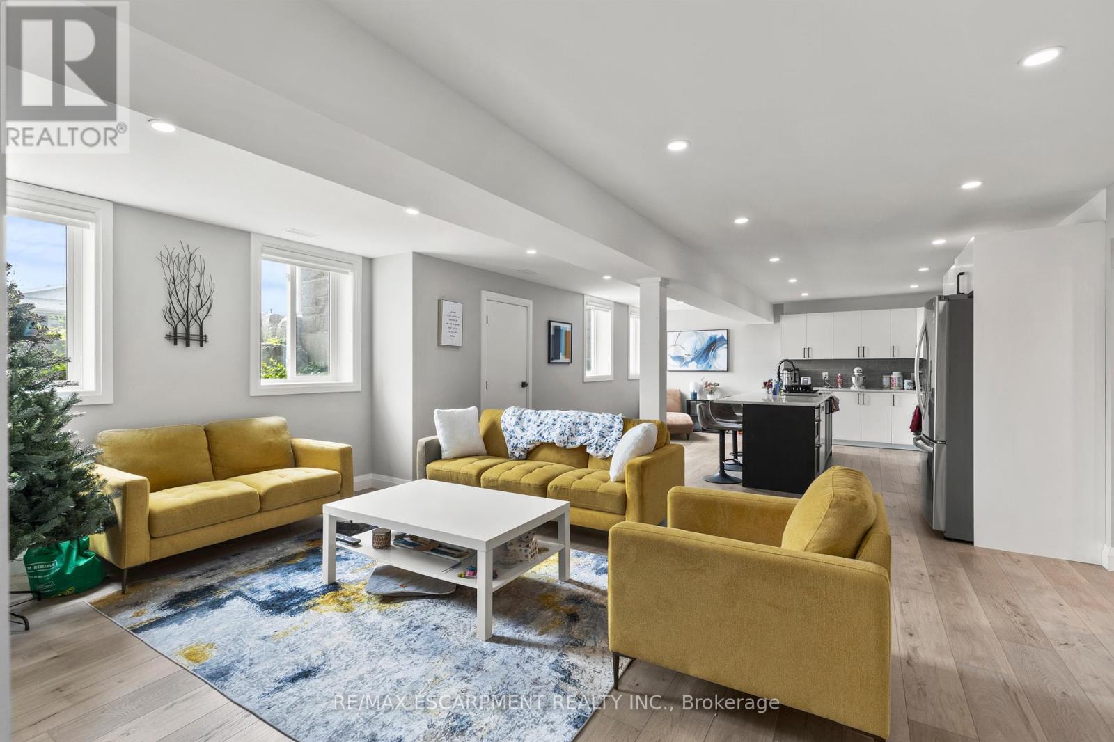 Photo 22 of 87 Owen Place, Hamilton ON