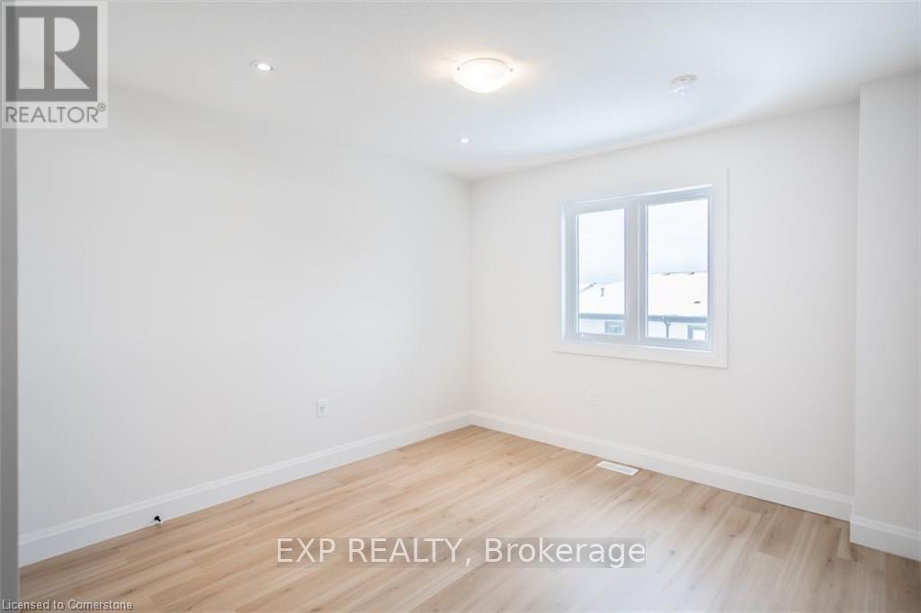 Single Family House for Sale in  BENSLEY LANE Hamilton (Mountview) 