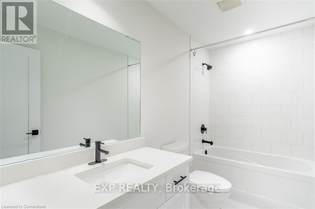 Single Family House for Sale in  BENSLEY LANE Hamilton (Mountview) 