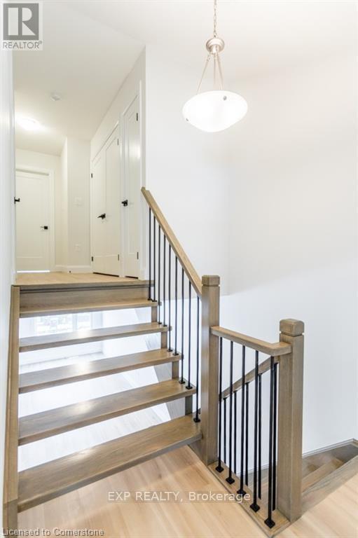 Single Family House for Sale in  BENSLEY LANE Hamilton (Mountview) 