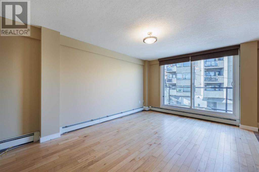 Single Family House for Sale in    Street SW Lower Mount Royal Calgary 