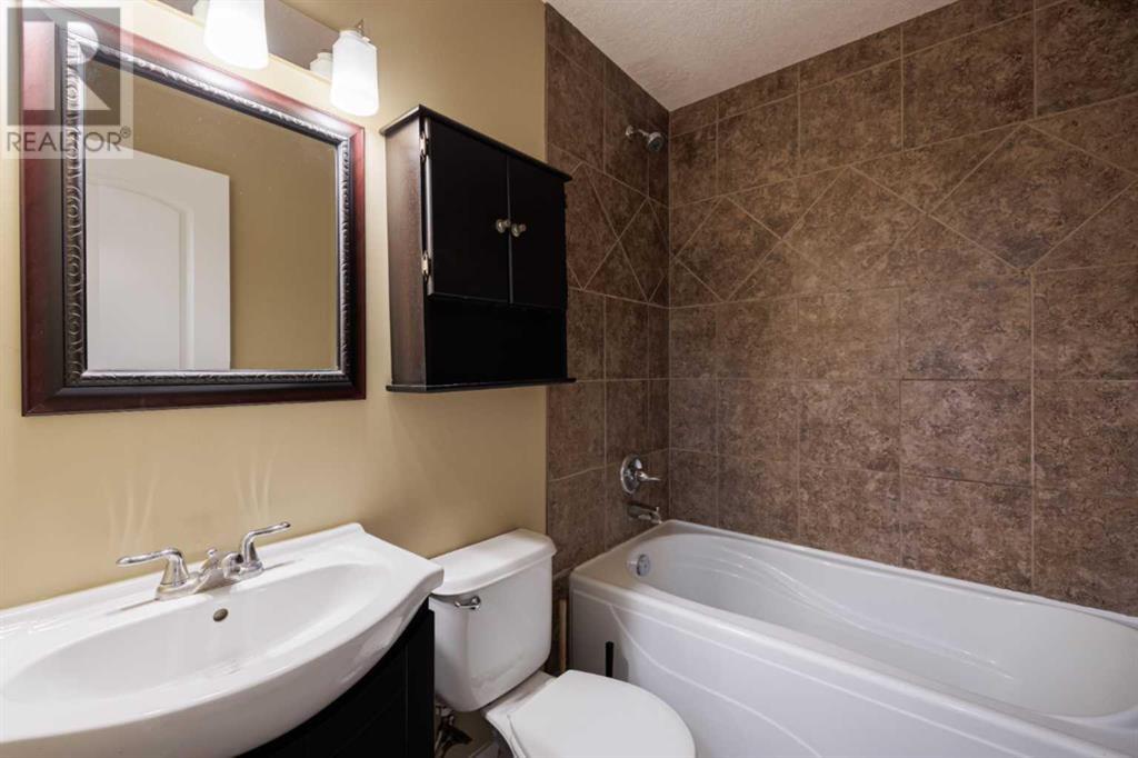 Single Family House for Sale in    Street SW Lower Mount Royal Calgary 