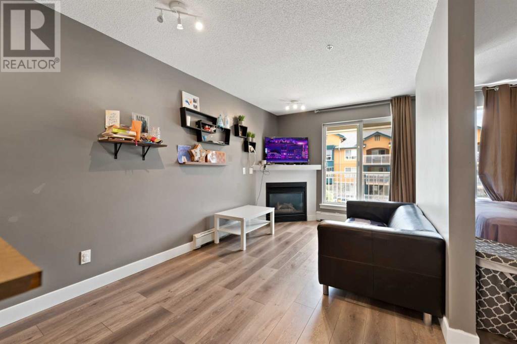 Single Family House for Sale in   Richard Court SW Lincoln Park Calgary 