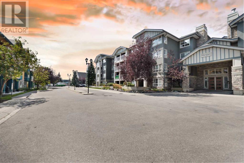 Single Family House for Sale in   Richard Court SW Lincoln Park Calgary 