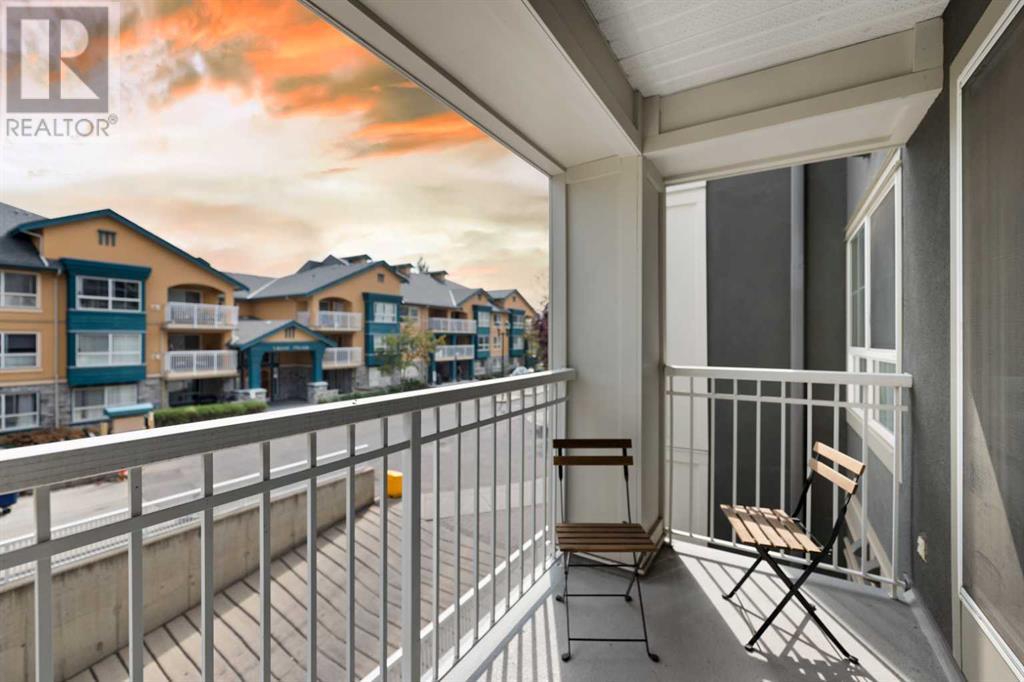 Single Family House for Sale in   Richard Court SW Lincoln Park Calgary 