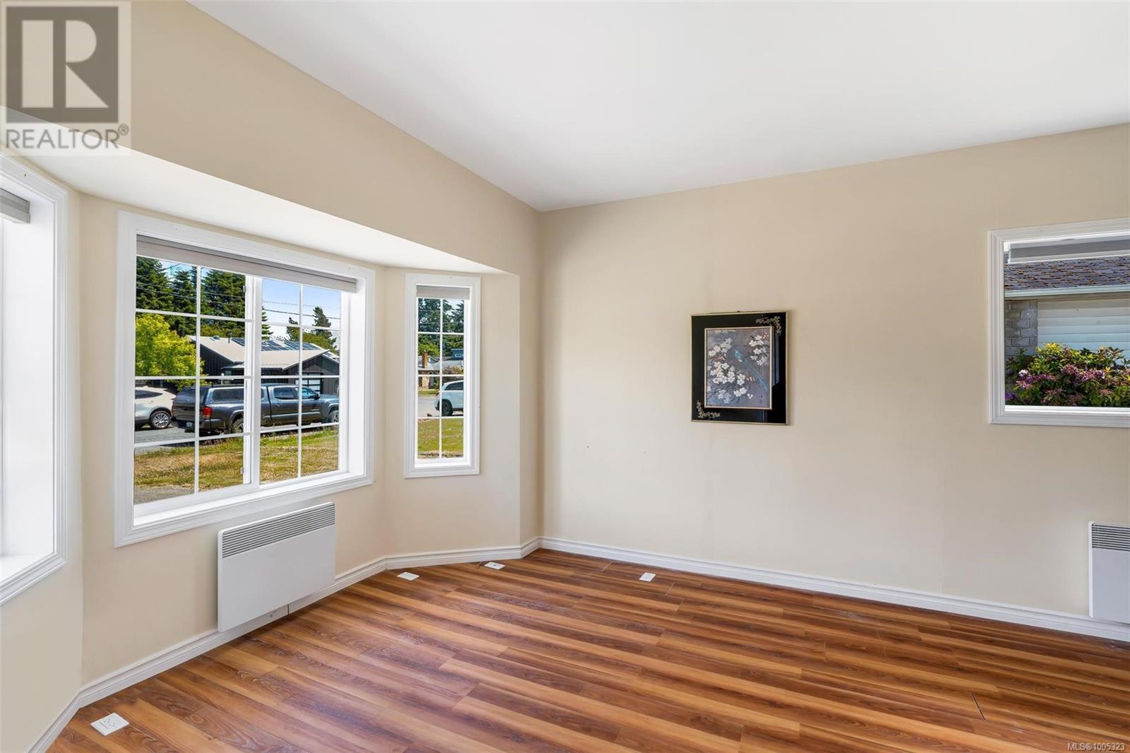  6520 Country Road, Sooke