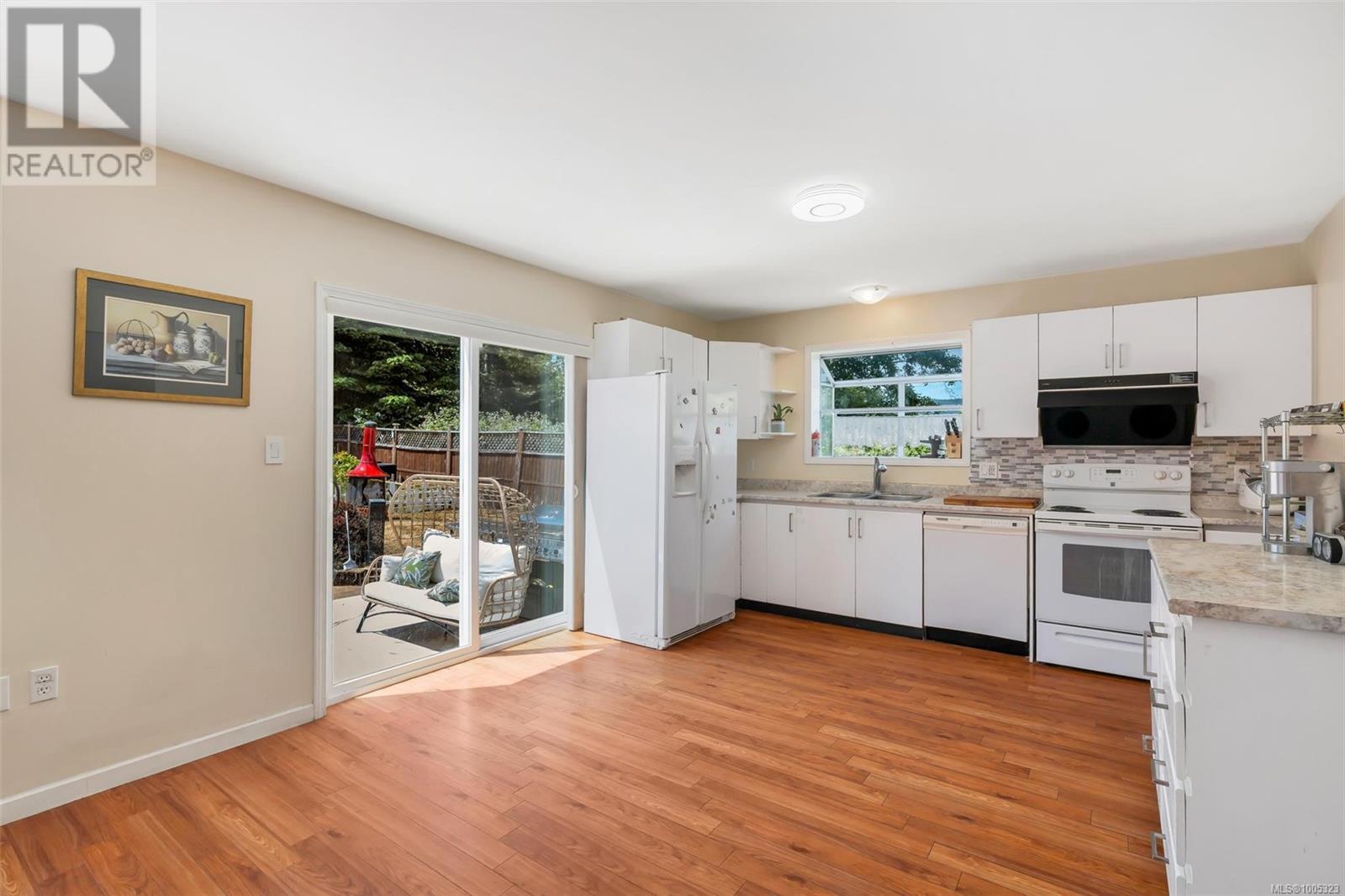  6520 Country Road, Sooke