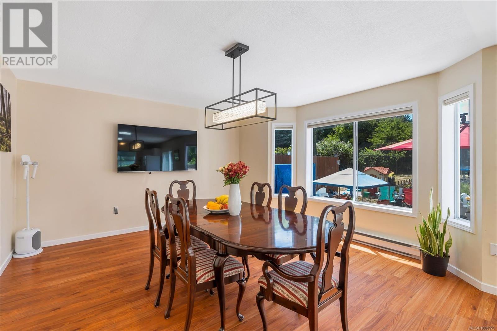  6520 Country Road, Sooke