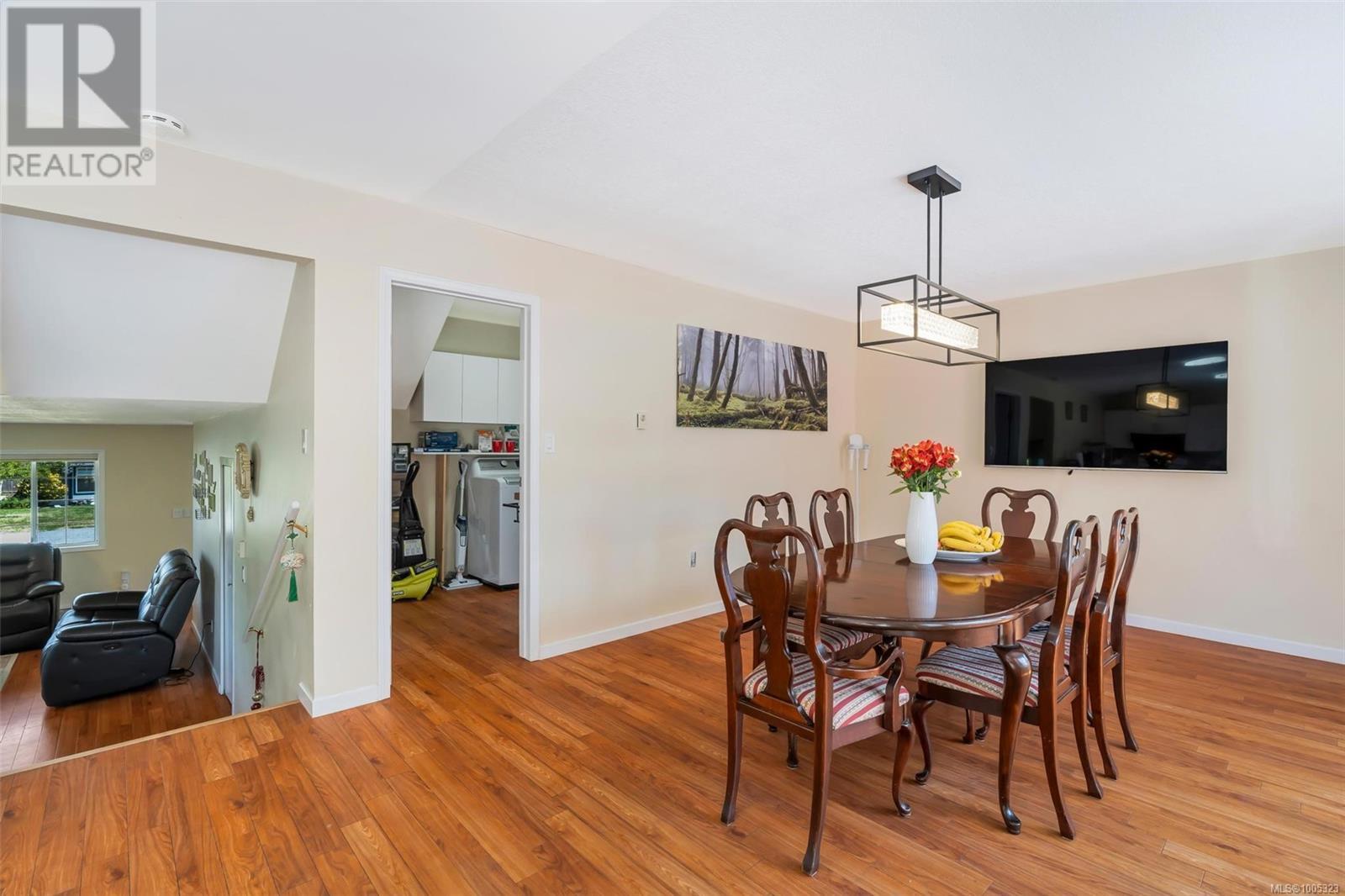  6520 Country Road, Sooke