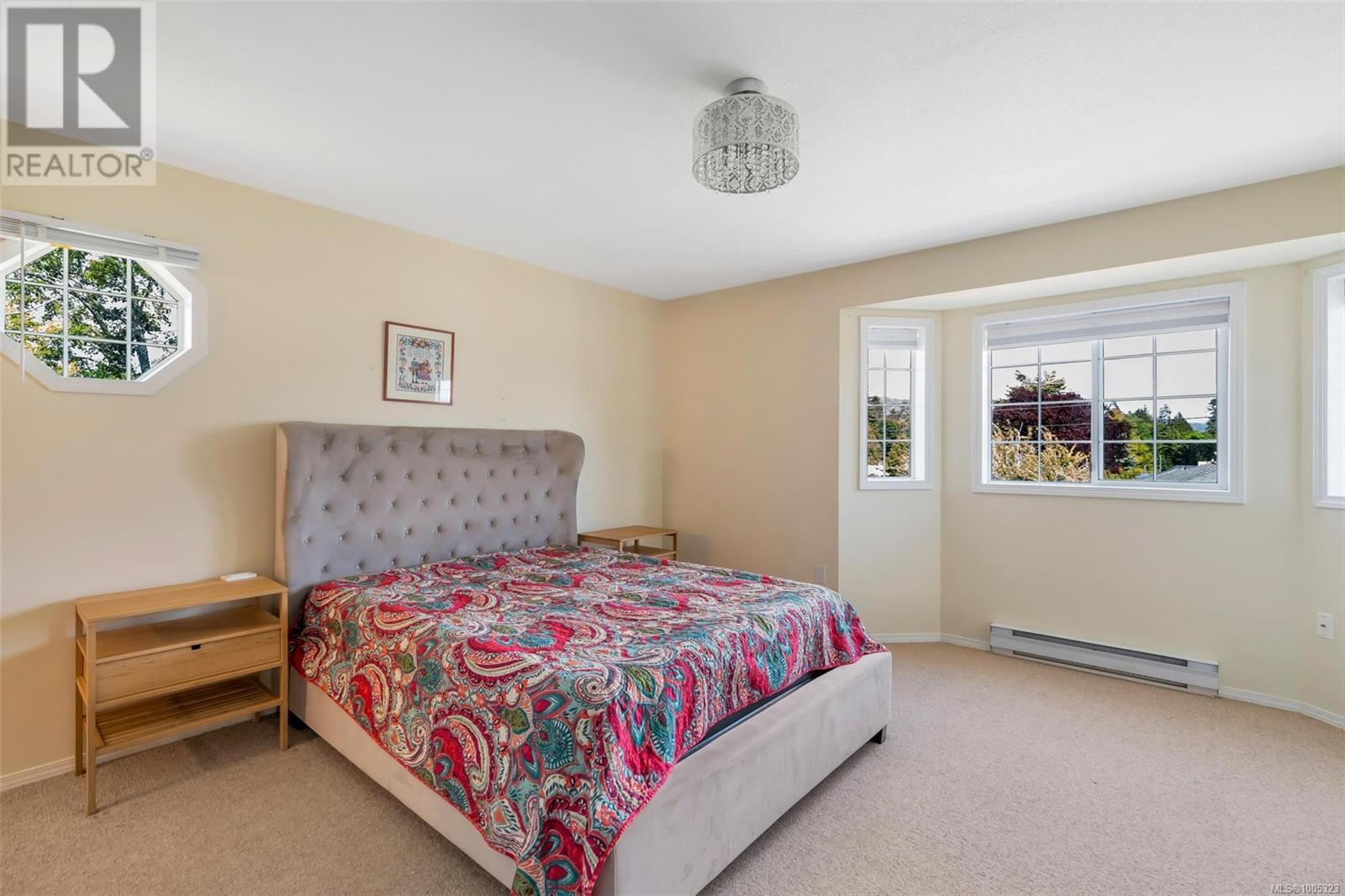  6520 Country Road, Sooke