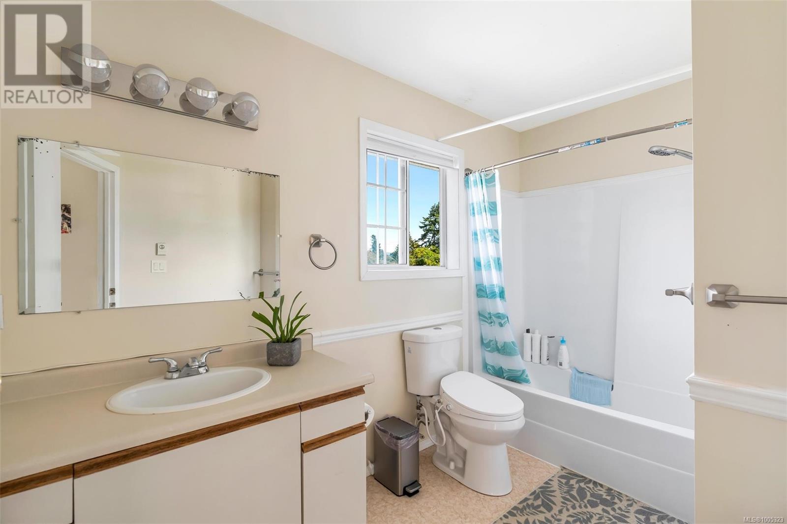  6520 Country Road, Sooke